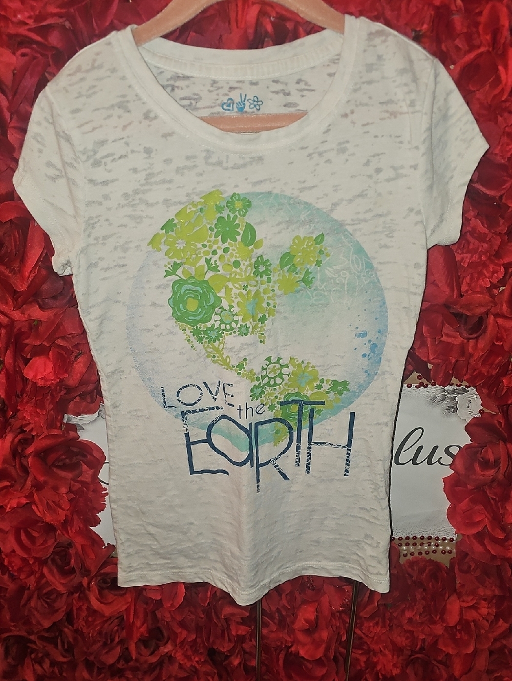 Mudd Girls Love the Earth Graphic Tee - White with Green & Blue Print Size 7/8